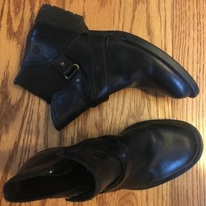 Born Booties: Size 5